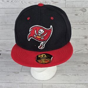 New Era Tampa Bay Buccaneers Black & Red 2 Tone Snapback Cap